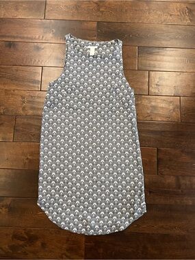 H&M Grey Patterned Sleeveless Tunic Top